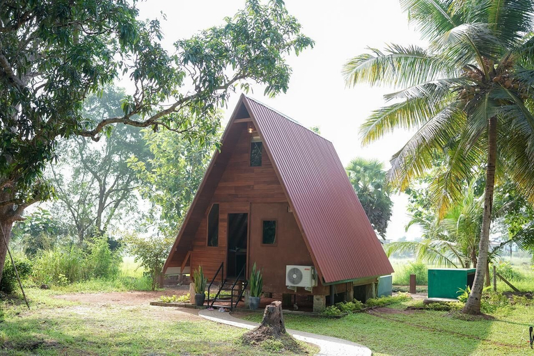 Exterior 3, Gimanhala Tissawawa, N. Palatha Central