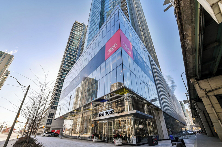 Exterior 4, City Escape Suites - Walk to CN Tower, Toronto