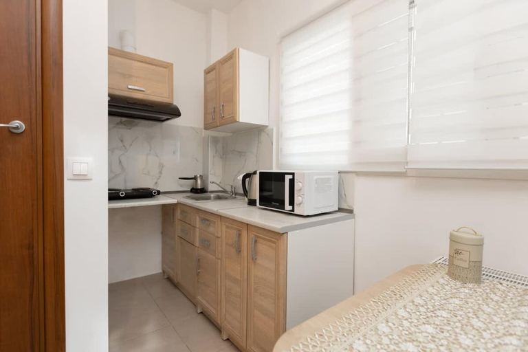 Room 4, Le Floor Urban Escape Near Thessaloniki Center, Central Macedonia