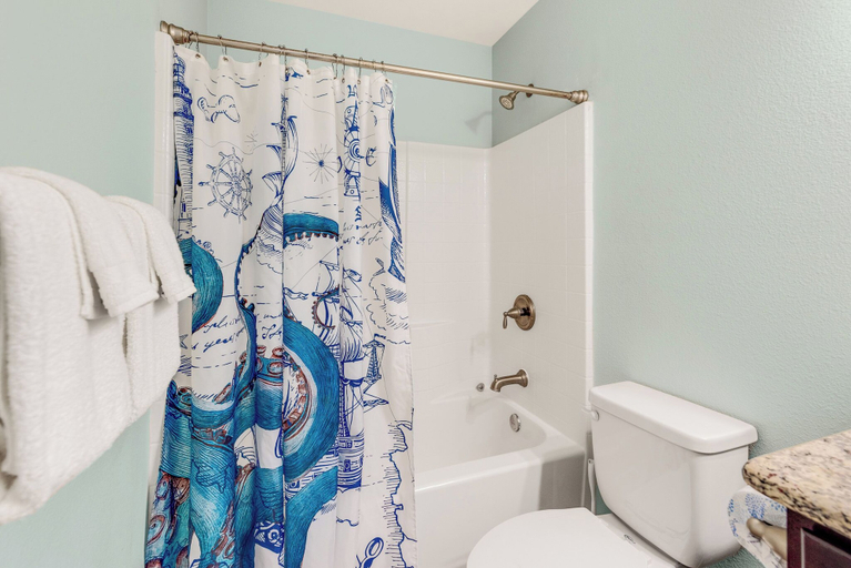 Bathroom 4, Boogie Board Bungalow - Pet Friendly! Private Pool!, Nueces