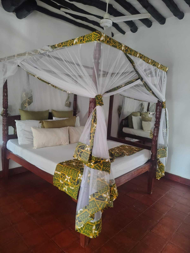 Bedroom 3, Mangro Hotel Diani Beach, Msambweni