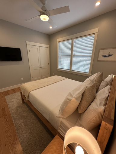 Interior 2, Brand New! 2 Bed W/ Private Deck 2 Bedroom Apts, Newport