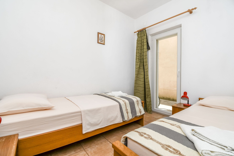 Room 3, Apartments Vojko, Marina