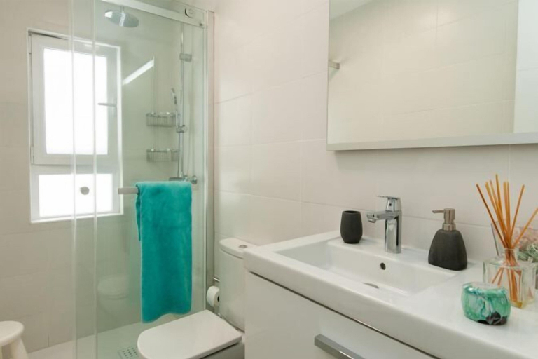 Bathroom, Bungalow JF/GI by VillaGranCanaria, Las Palmas