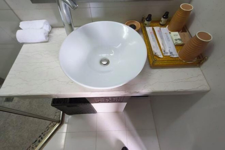 Bathroom 4, Conifer Lishui Sunlight Hotel, Lijiang