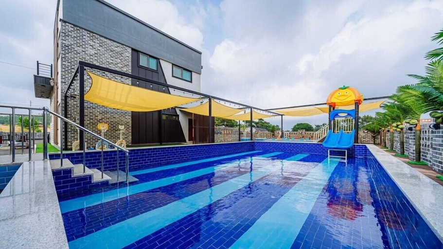 Sport & Beauty 1, My Kids Pool Villa, Taean