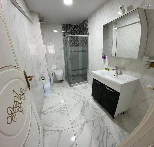 Bathroom 5, avrasya queen hotel, Fatih