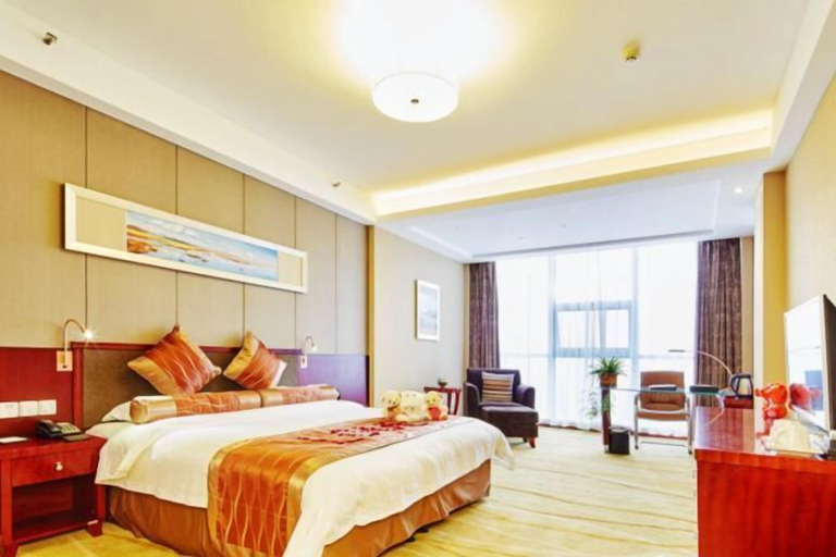 Bedroom 4, Huaxi Hotel, Qingdao