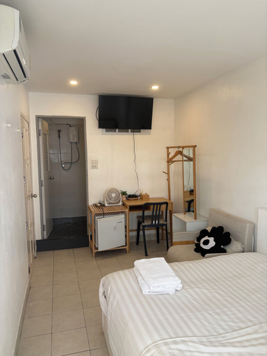 Bedroom 3, Jellyfish Hostel, Pattaya