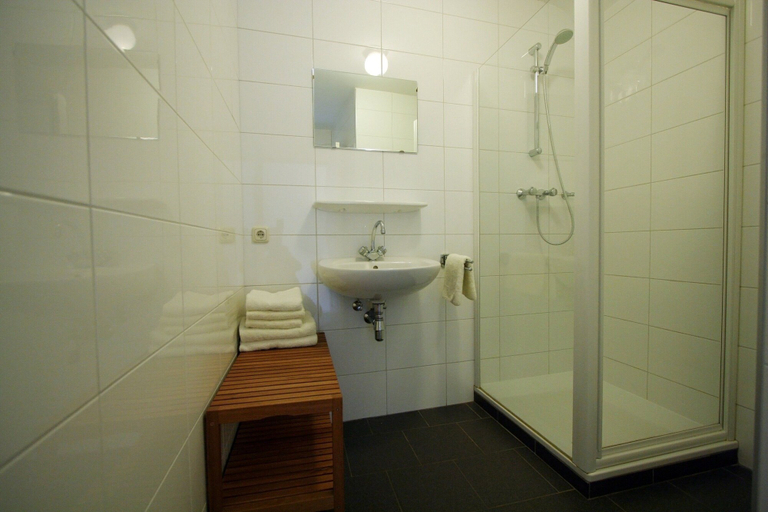 Bathroom 4, Wijlre Farmhouse Stay, Gulpen-Wittem