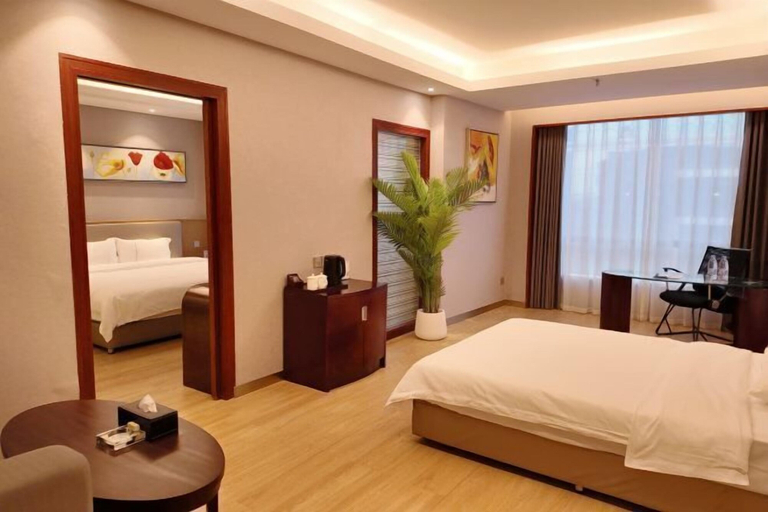 Bedroom 3, Hotel Brilliant(Quanzhou South Station Store), Quanzhou