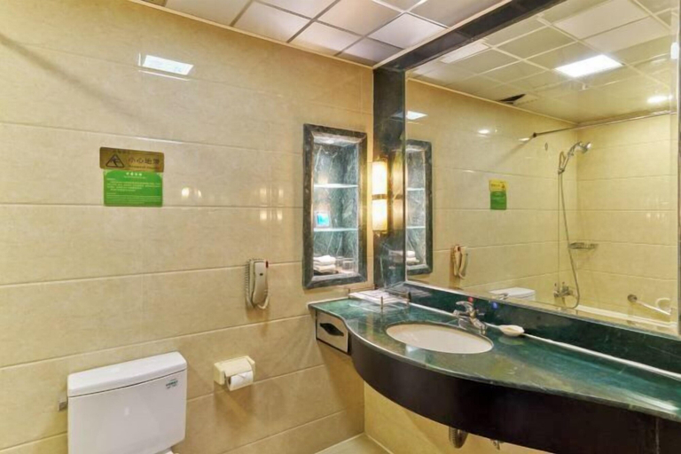 Bathroom, Jiangyin Life Island Hotel, Wuxi