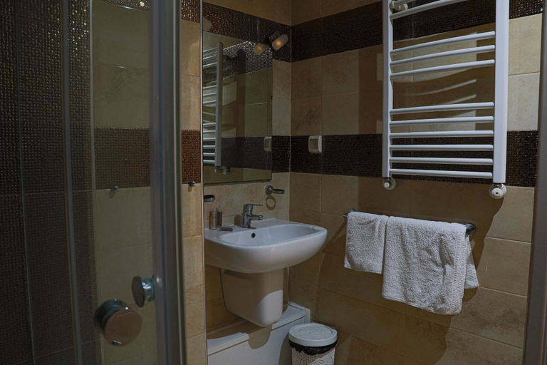 Bathroom 3, Sofie Appart Hôtel, El Menzah