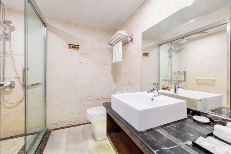 Bathroom 4, Chongqing White-collars East Hotspring Hotel, Chongqing