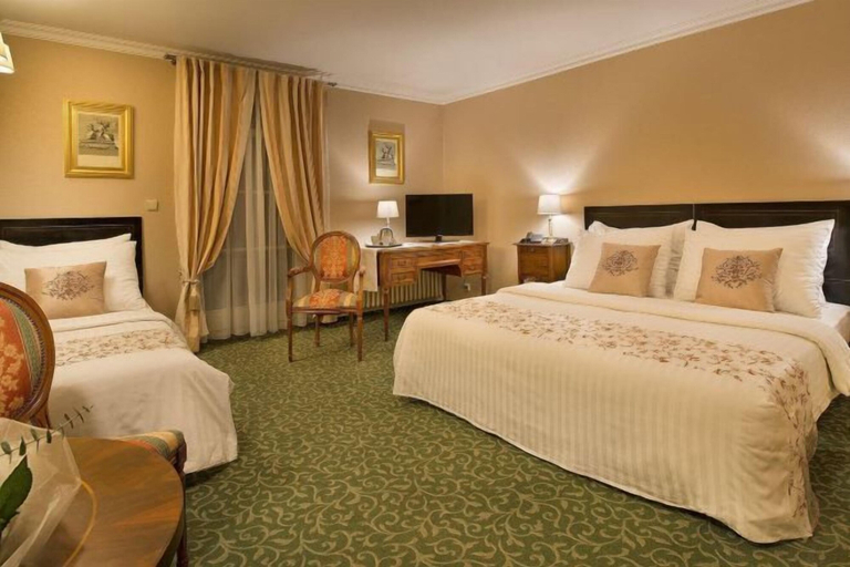 Bedroom 4, Angelis, Praha 5