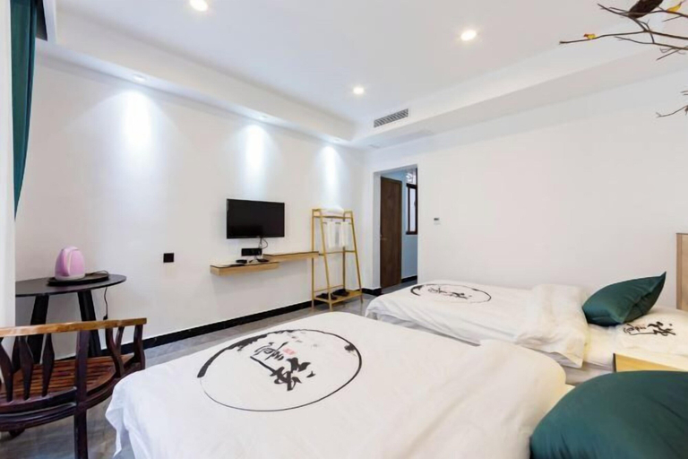 Bedroom 3, Phoenix kinship light luxury B & B, Xiangxi Tujia and Miao