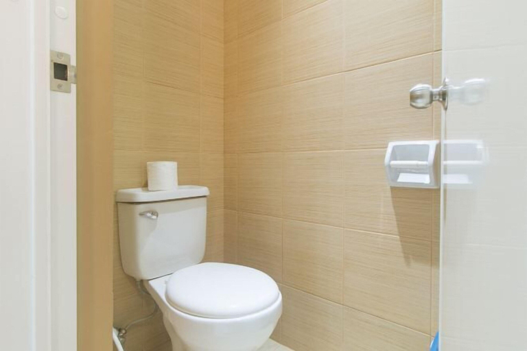 Bathroom 5, RedDoorz @ Nucell near NGCP Cebu, Cebu City