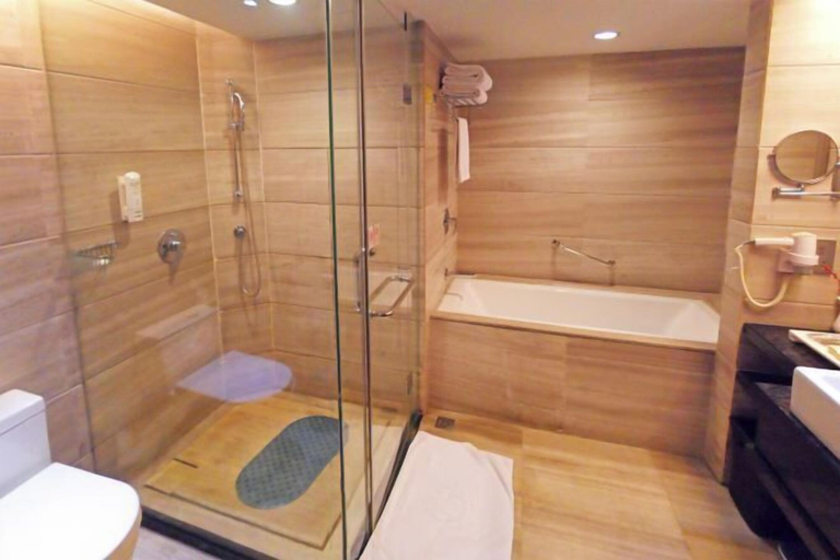 Bathroom 3, Huatian Hotel, Xiangtan