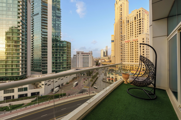 Property grounds 4, Coastal Elegance with PlayRoom PS5, Dubai