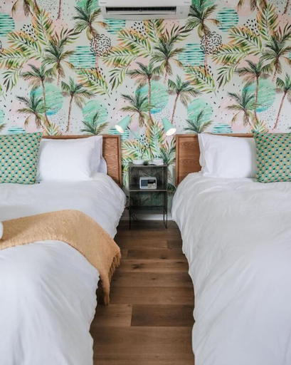 Bedroom 4, Penny's Motel & Apres, Grey