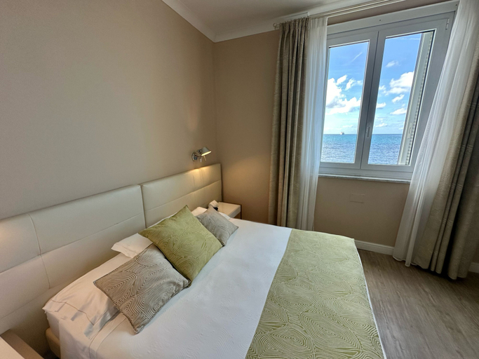 Room 3, Hotel Universal, Livorno