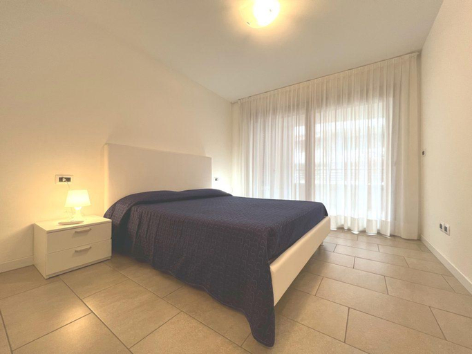 Bedroom 2, Charming four guests apartment with lagoon view, Gorizia