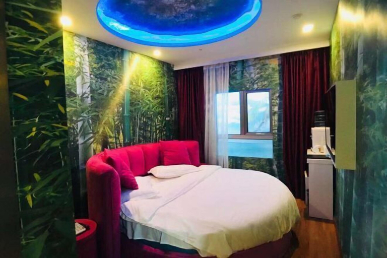Bedroom 3, Super 8 Hotel (Beijing You'anmen Outer Street), Beijing