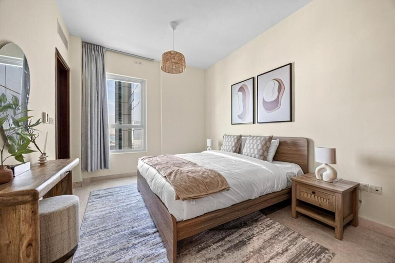 Room 4, Bloomfields Elevated 2BR in Marina Heigh, Abu Dhabi City