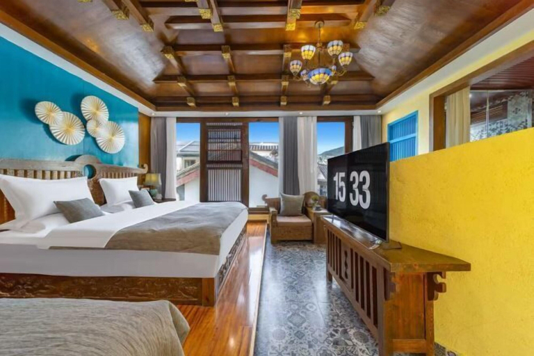 Bedroom 3, Gone with Wind coffee Holiday Courtyard, Lijiang