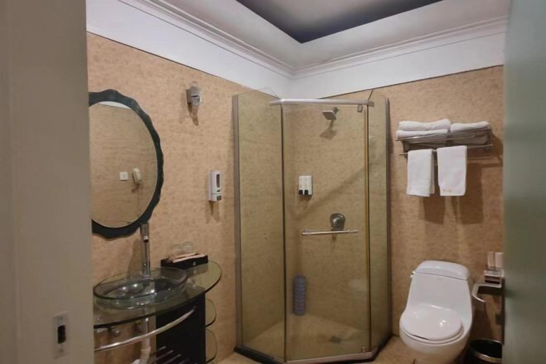 Bathroom 3, Xin'anjiang Hotel, Hangzhou