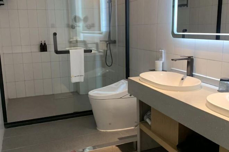 Bathroom 4, Allston Hotel, Xiamen