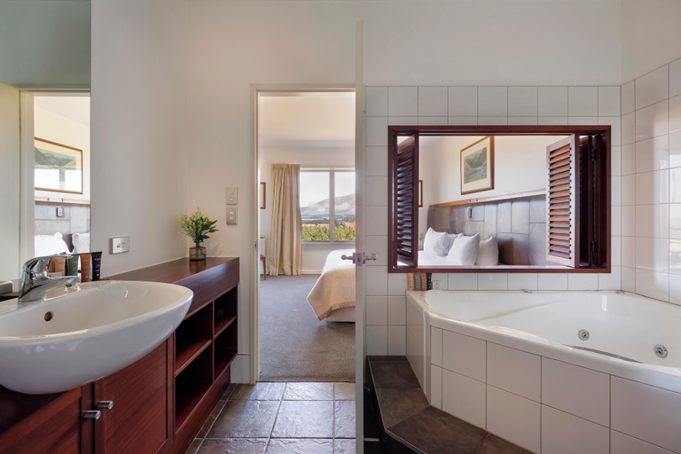 Bathroom 4, Fable Terrace Downs Resort by MGallery, Selwyn