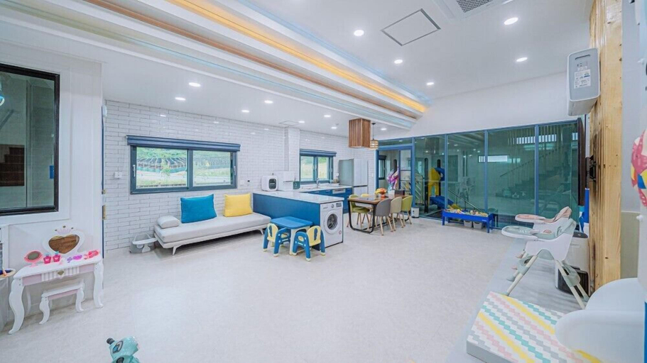 Bedroom 3, My Kids Pool Villa, Taean