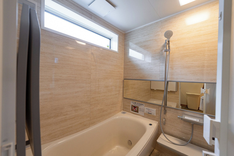 Bathroom 5, GUEL PALACIO, Miyakojima