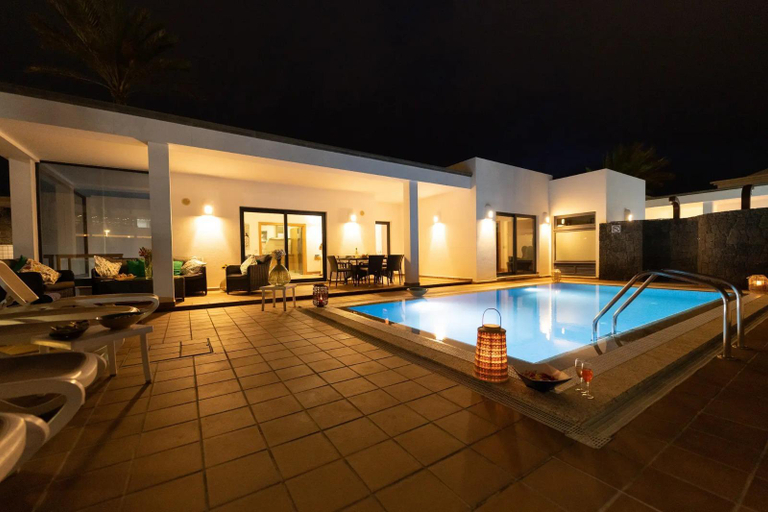 Sport & Beauty 5, Villas Mamma Mia  A pool heat Private, Las Palmas