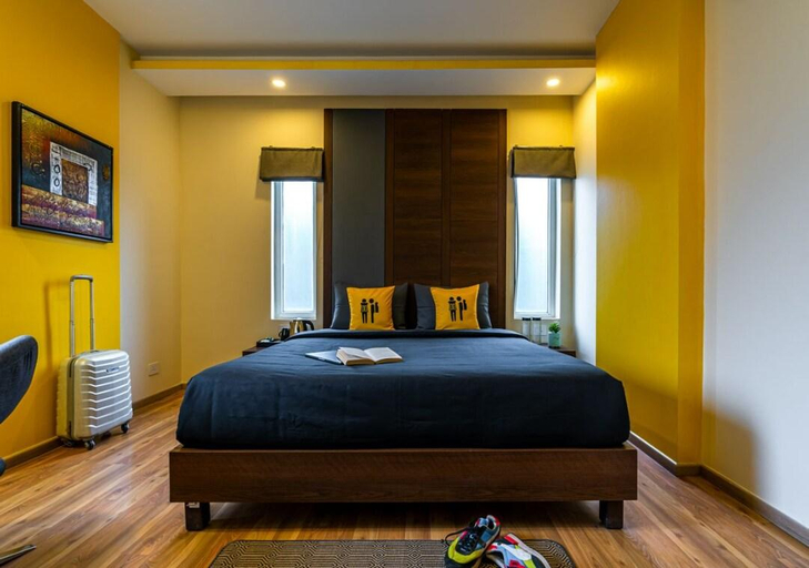 Bedroom 2, The Hosteller Bangalore, Brigade Road, Bangalore