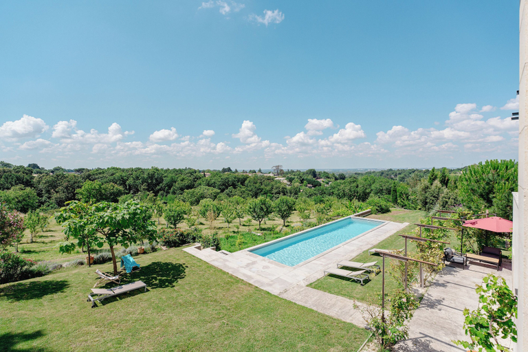Living area 2, DOMAINE DE LA PEYRINE, Gironde