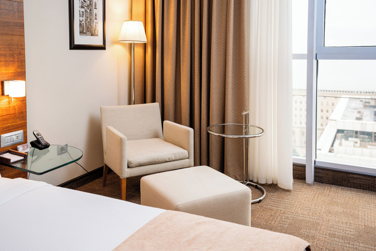 Bedroom 3, The Landmark Hotel, Baku