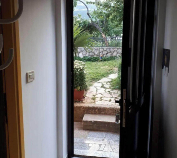 Property entrance, Apartment Dijana, Bakar