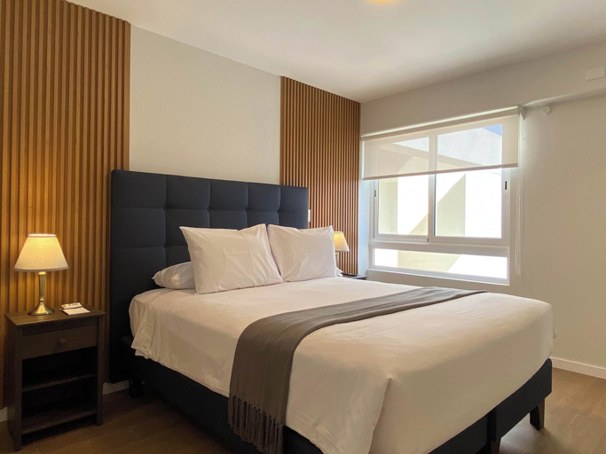 Room 4, w Marvelous 2BR w Balcony in Miraflores, Lima