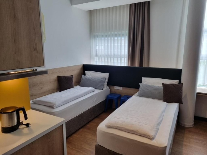 Bedroom 2, my MINGA Airport serviced Apartments, Freising