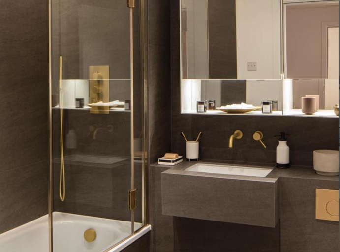Bathroom 4, StayCozy Apartments in Kings Cross, London