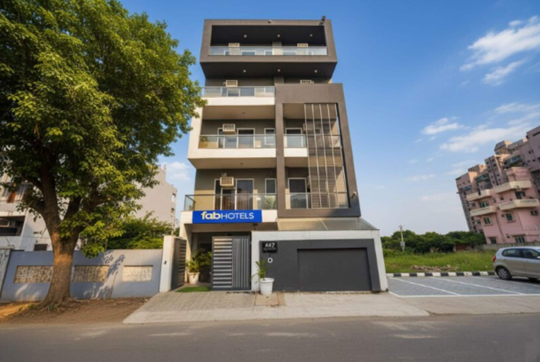 Exterior & Views 2, Fabhotel Alpha, Gurgaon