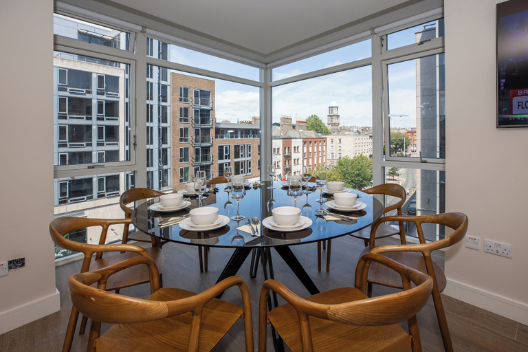Food & Drinks 3, Parnell Corner Apartments, Dublin