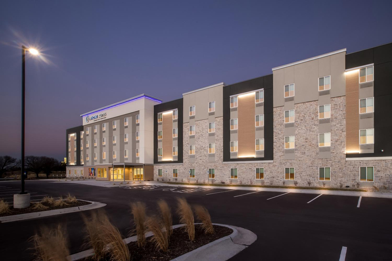Exterior view 3, Everhome Suites Wichita Northeast by Choice Hotels, Sedgwick
