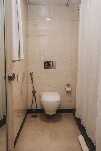 Bathroom 4, Peerless Hotel Durgapur, Barddhaman