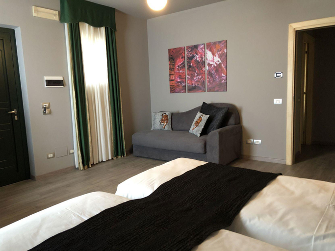 Bedroom 3, Alassio Holiday Apartment, Savona