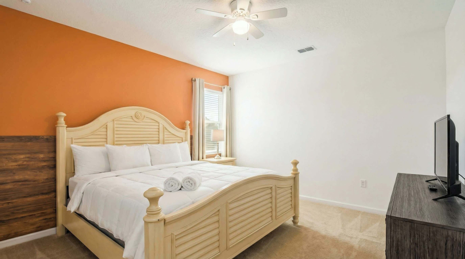 Bedroom 3, Spacious 12-bed Villa With Pool & Resort Amenities, Osceola