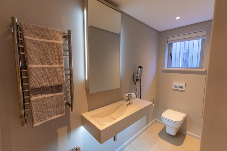Bathroom 2, Pringle Bay Villa, Overberg