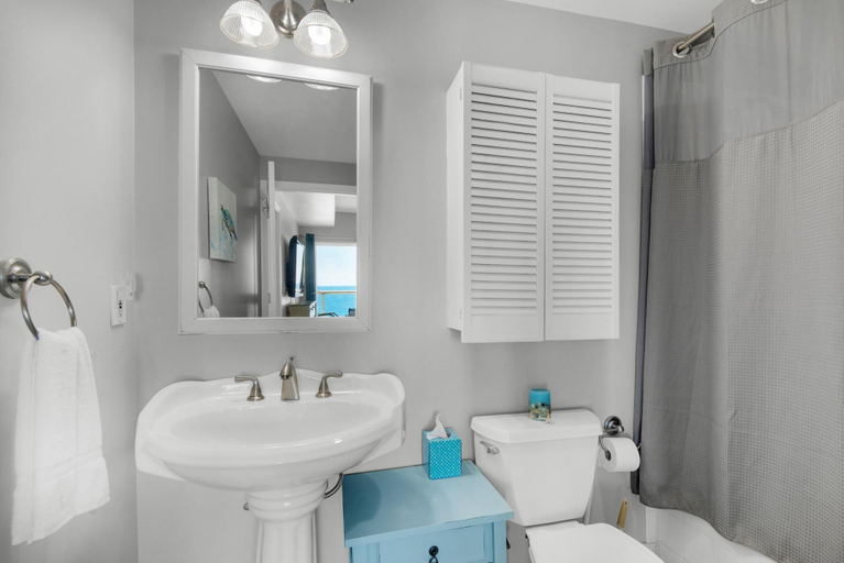Bathroom 4, Emerald Isle Unit 1206, Escambia